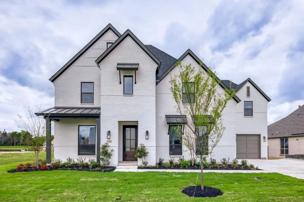 1500 Sunset Point Drive, Lakewood Village