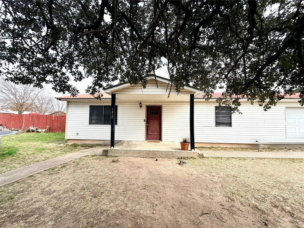1412 Sunset Drive, Goldthwaite