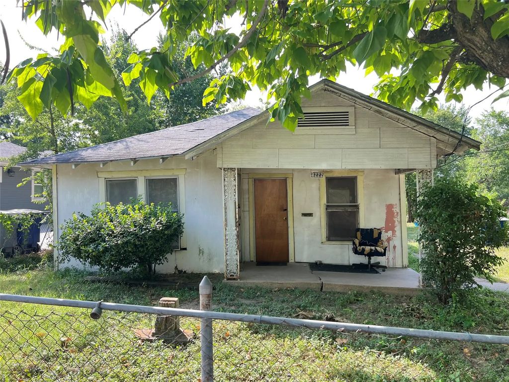 4222 Carl Street, Dallas