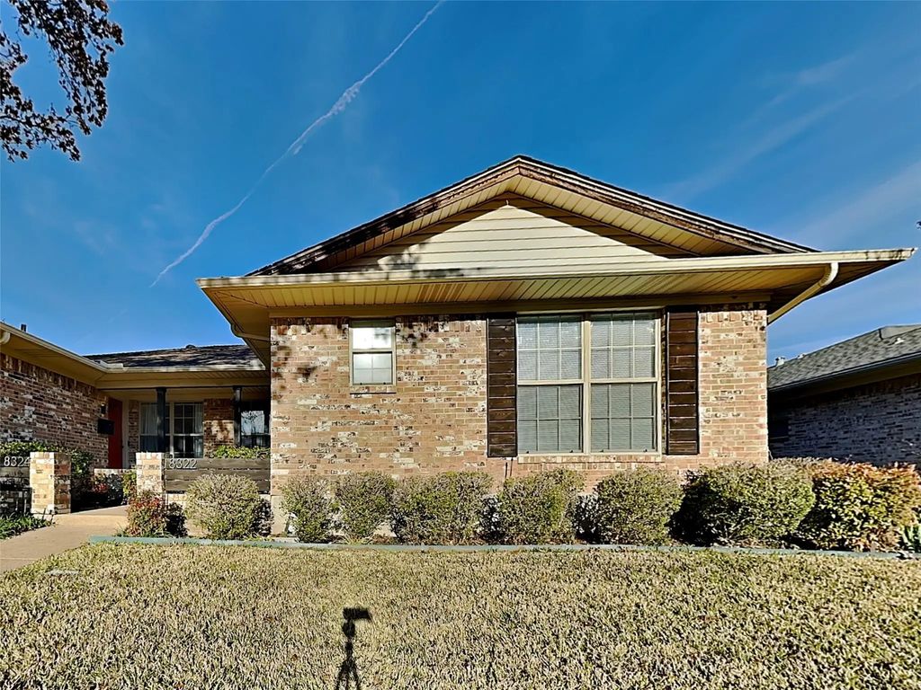 8324 Lullwater Drive 8322, Dallas