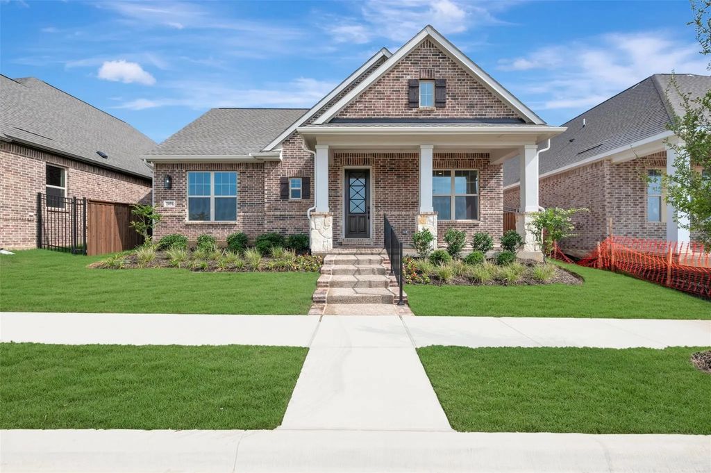 2091 Pine Grove Lane, Arlington