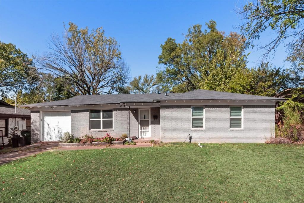 5017 Roxie Street, Haltom City
