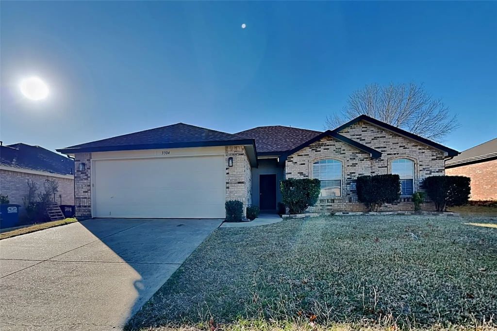 3304 Athens Drive, Corinth