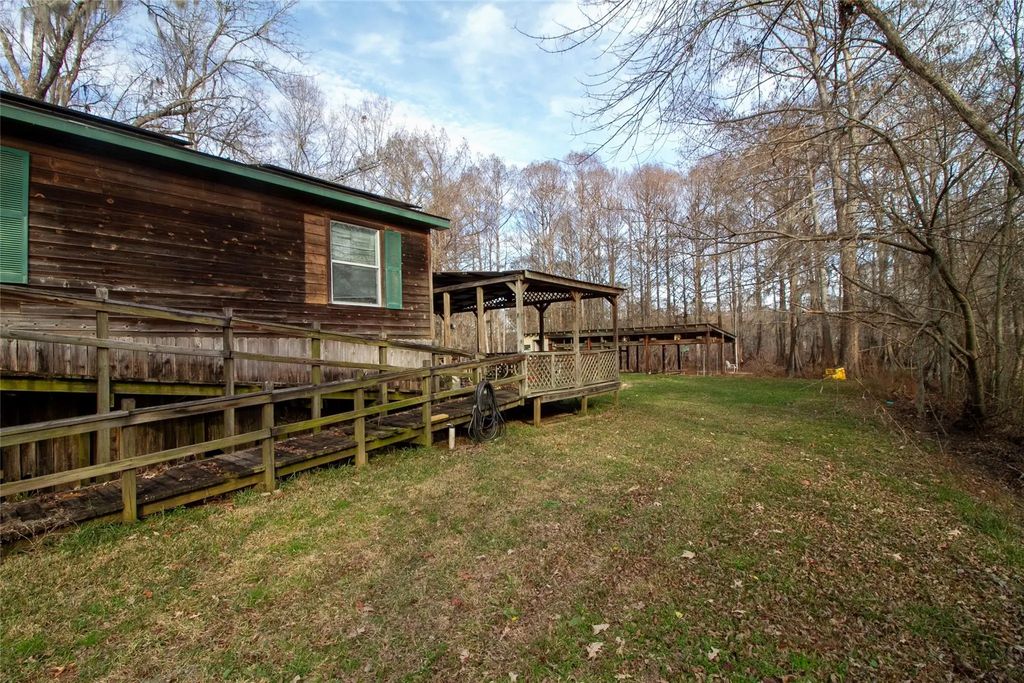 139 Bourbon Street, Elm Grove