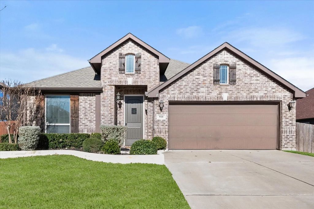 910 Rockcress Drive, Mansfield