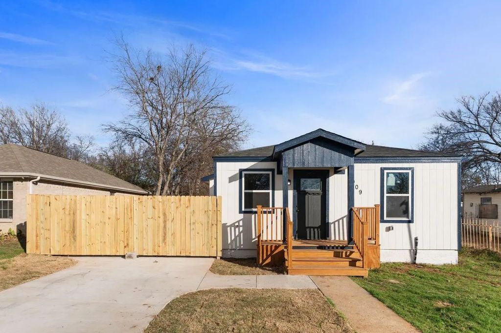 1909 Wiseman Avenue, Fort Worth