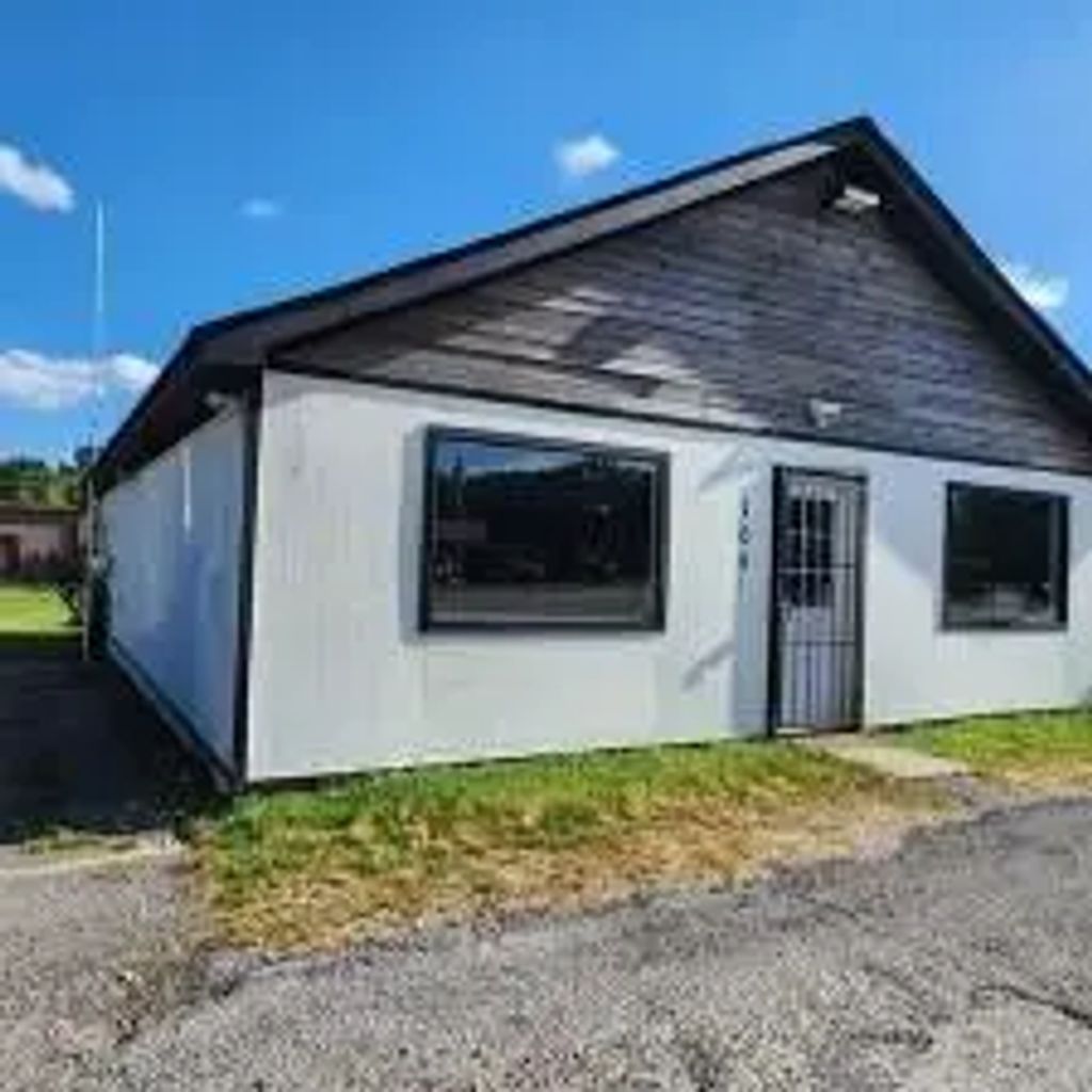 105 E Main Street, Quinlan