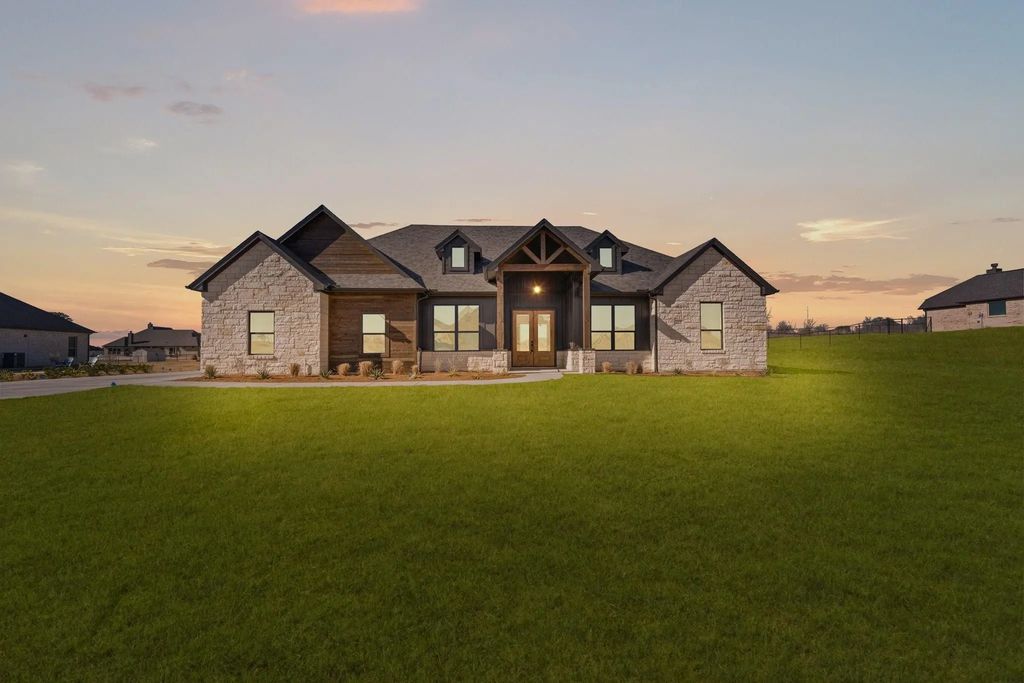 417 Collum View, Azle