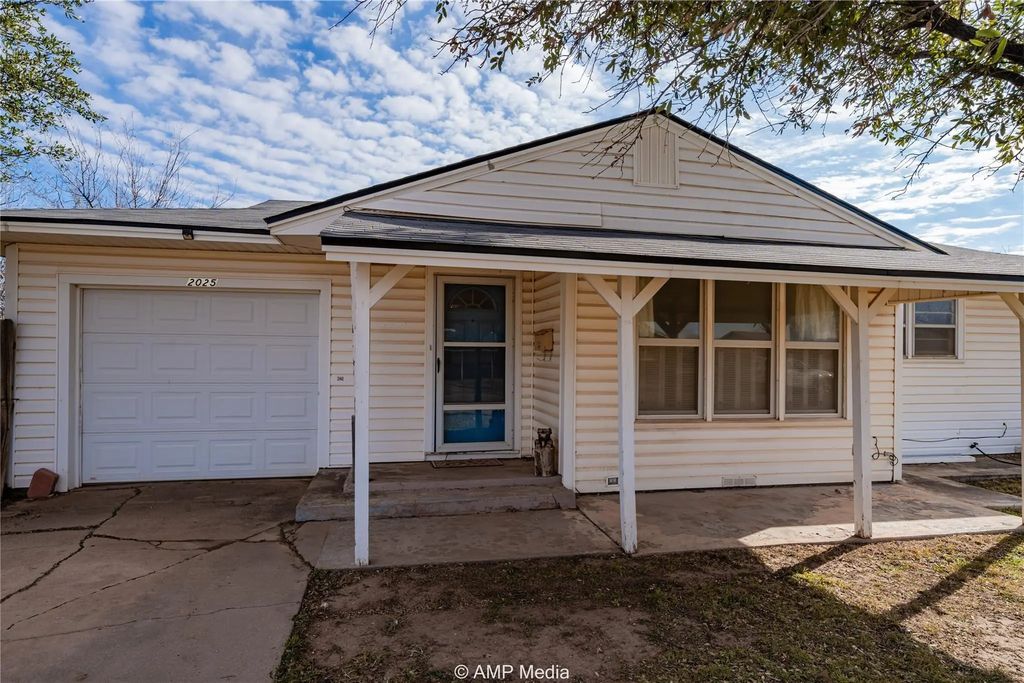 2025 Avenue Avenue N, Anson