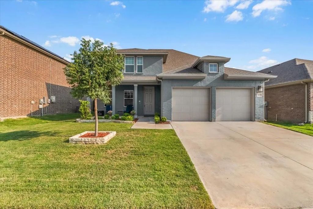 1632 Pine Valley Drive, Fort Worth
