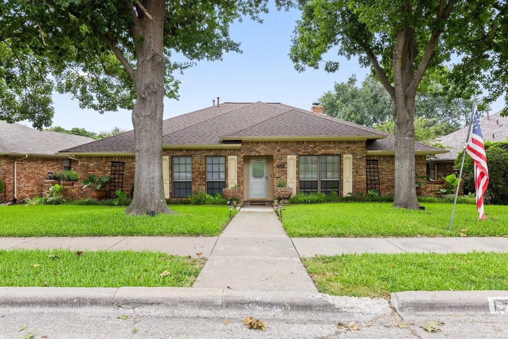 4525 Meadowview Drive, Mesquite