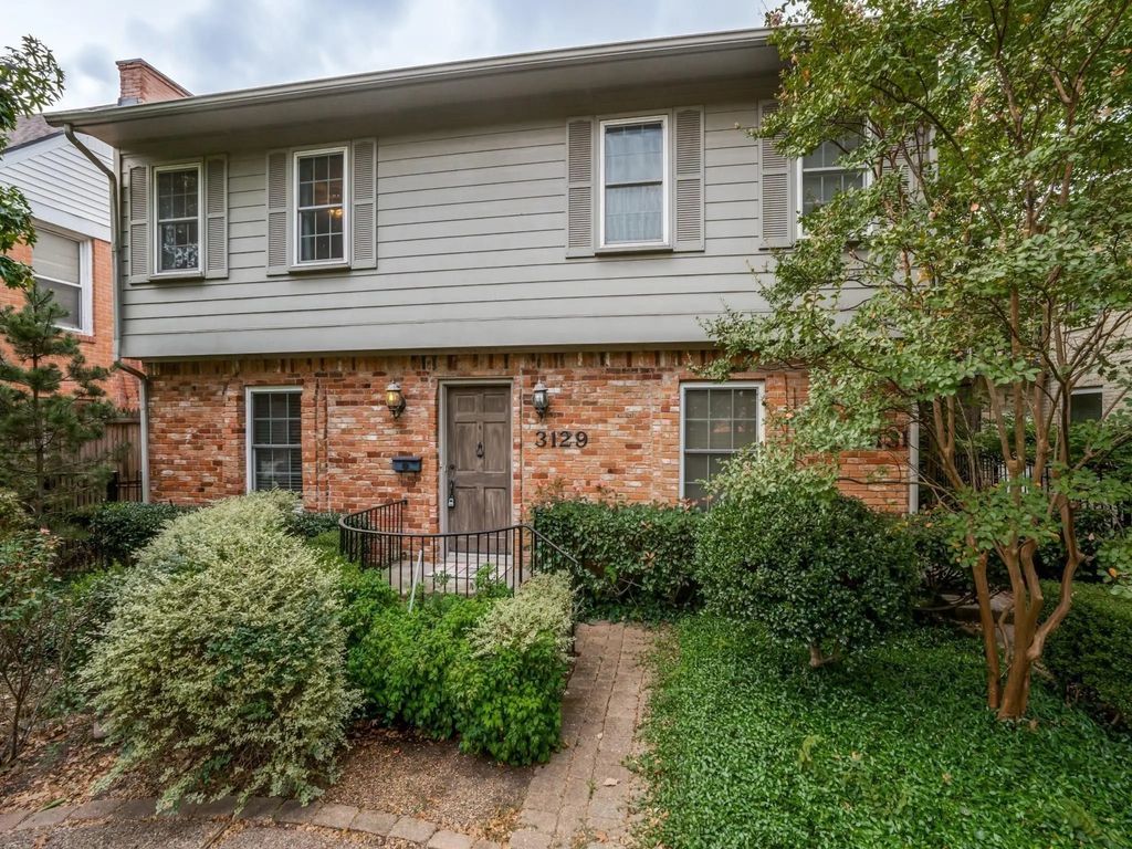 3129 Mockingbird Lane, Highland Park