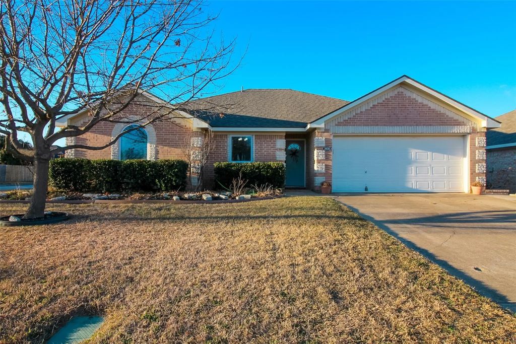 1608 Tyler Terrace, Mansfield