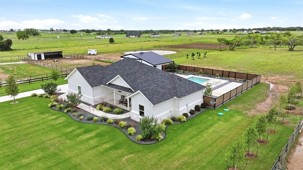 3785 Pine Road, Poolville