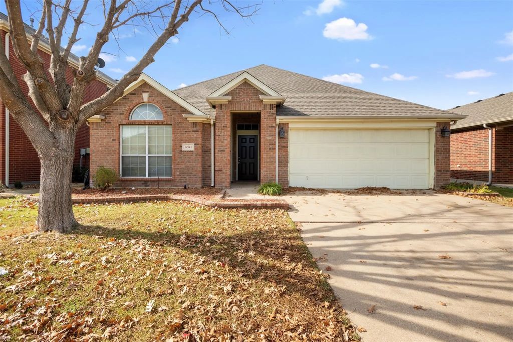 10521 Jaybird Drive, Fort Worth