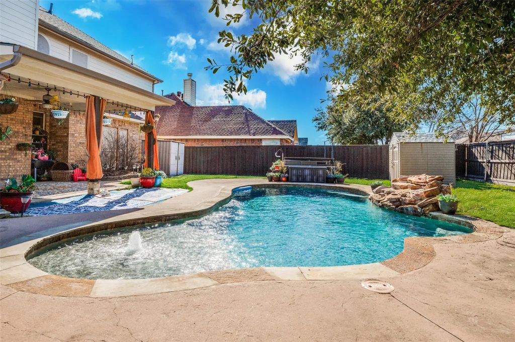 2234 White Rock Lane, Little Elm