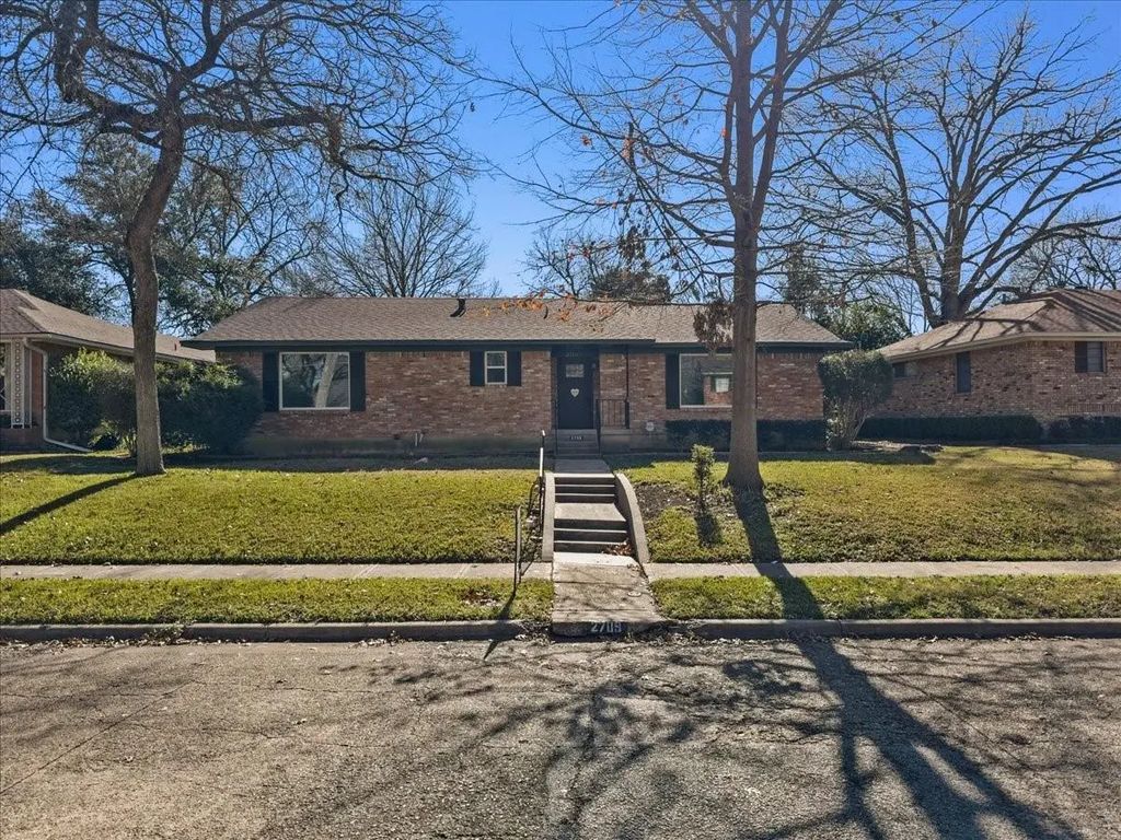 2709 Ripplewood Drive, Dallas