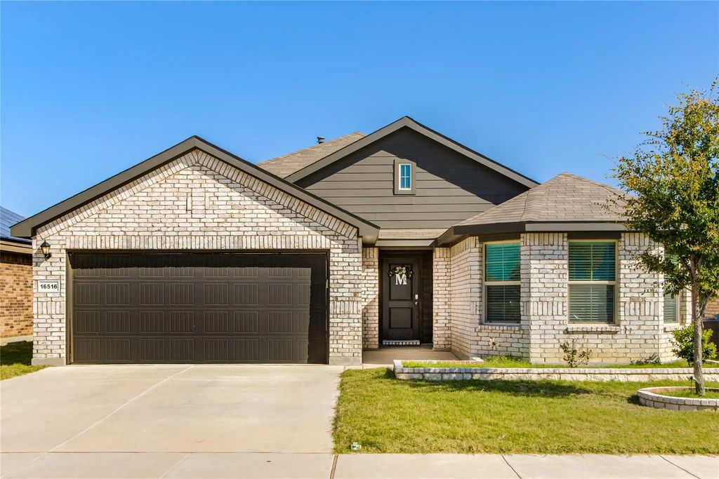 16516 Portage Street, Justin
