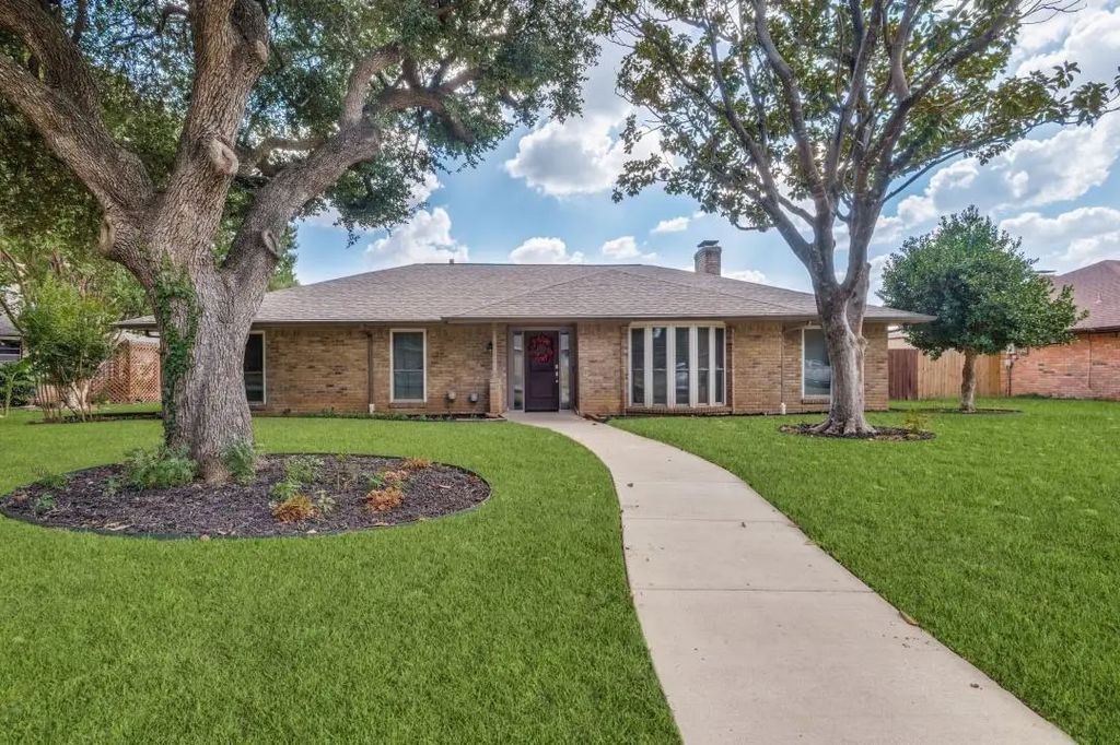 1028 Rosewood, DeSoto