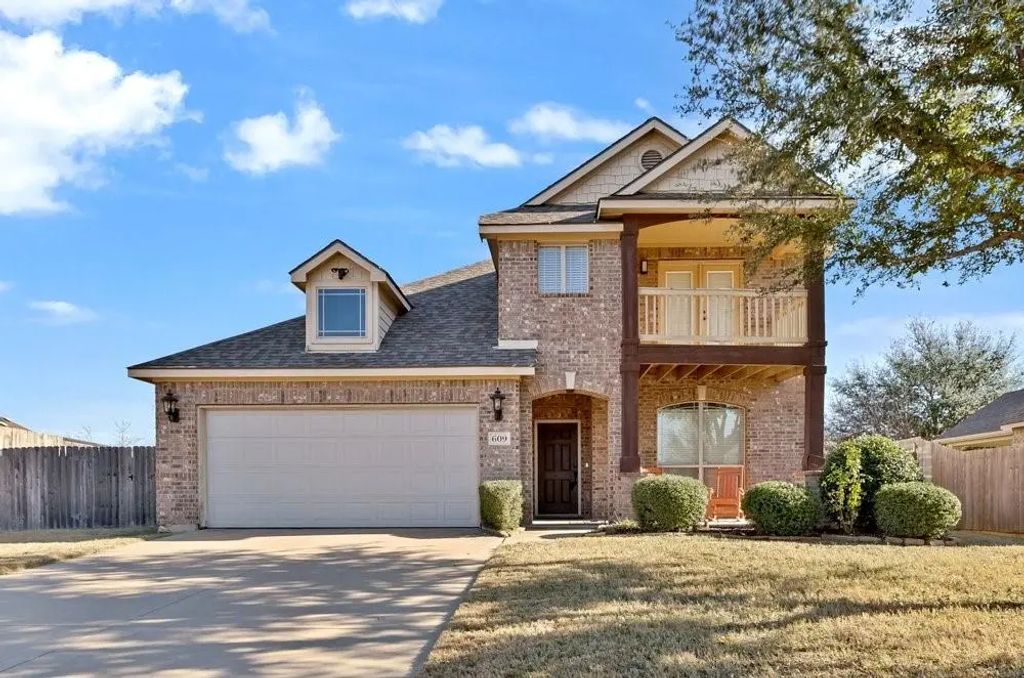 609 Arbor Glen Court, Mansfield