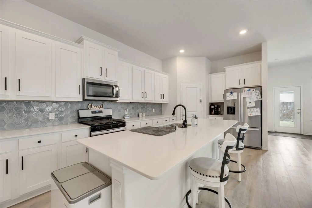 2001 Stinnet Street, Anna