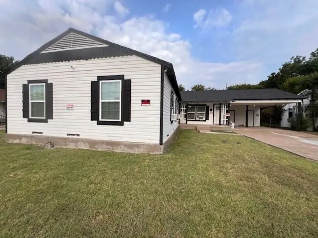 205 Ne 22nd Street, Grand Prairie