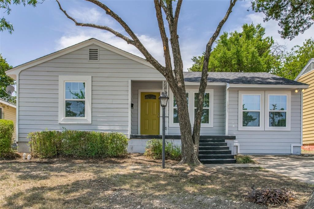 1331 Whitaker Avenue, Dallas