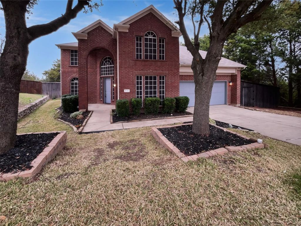 815 Creekstone Court, Cedar Hill
