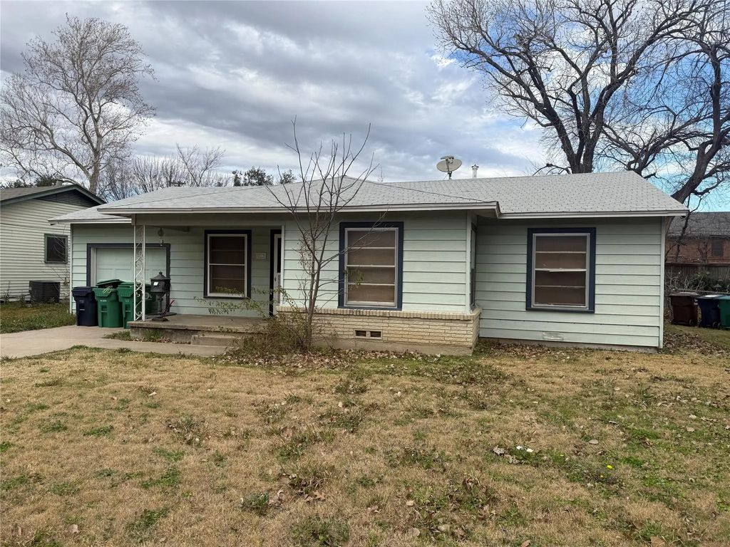 812 Westway Street, Denton