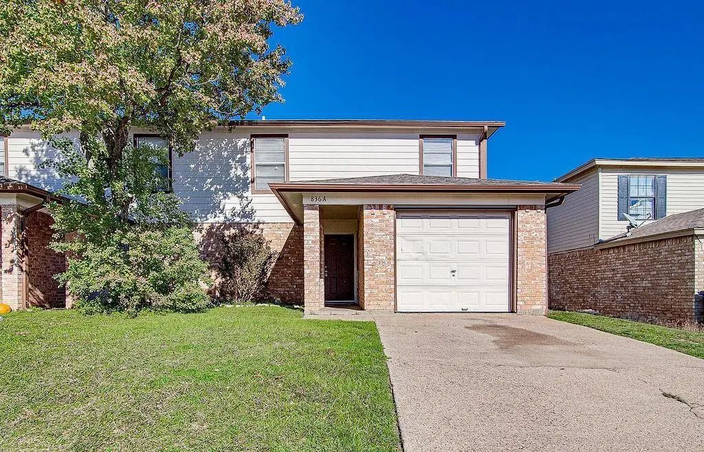 836 Summercrest Boulevard A, Burleson
