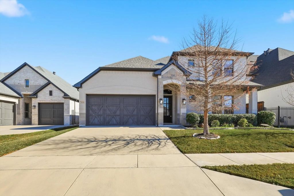 7616 Ira Drive, North Richland Hills