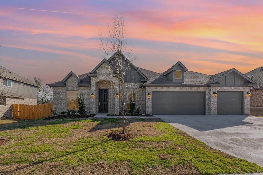 620 Alaina Drive, DeSoto