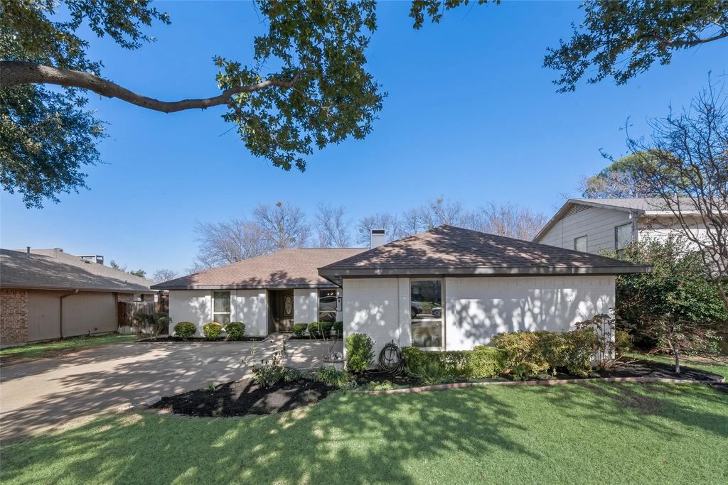 1825 Juniper Lane, Lewisville