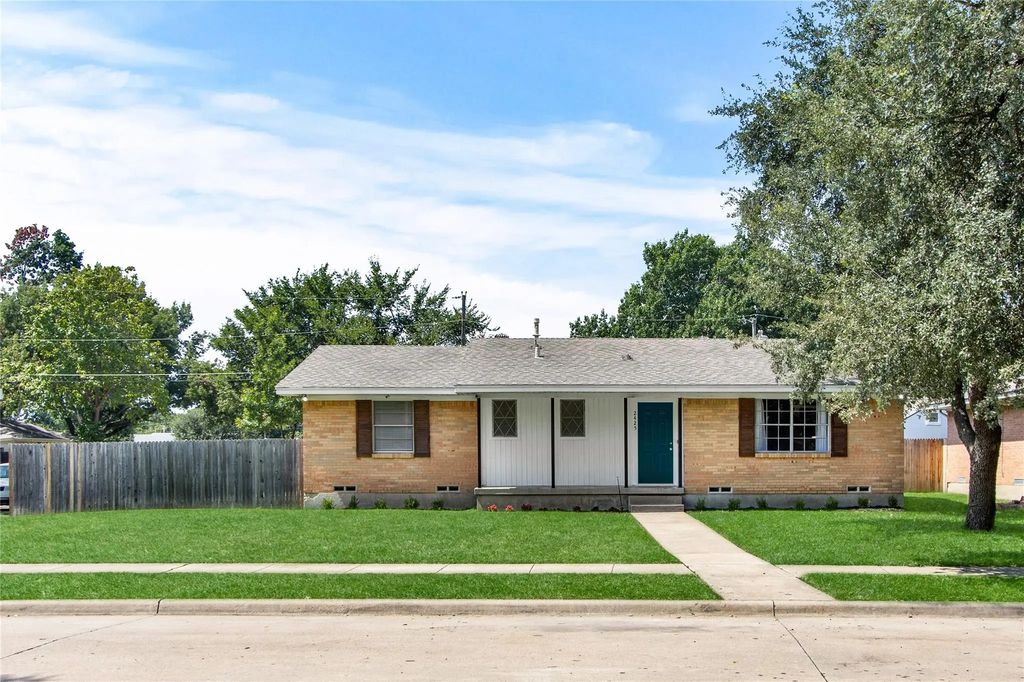 2425 Morningside Drive, Garland