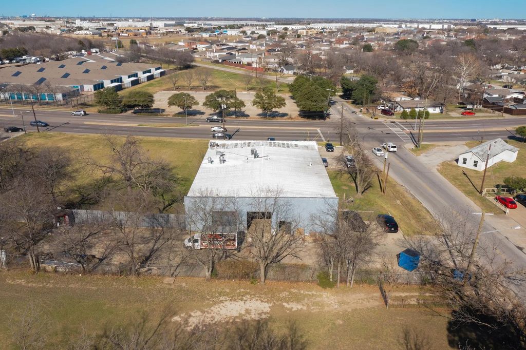 10350 Scyene Road, Dallas