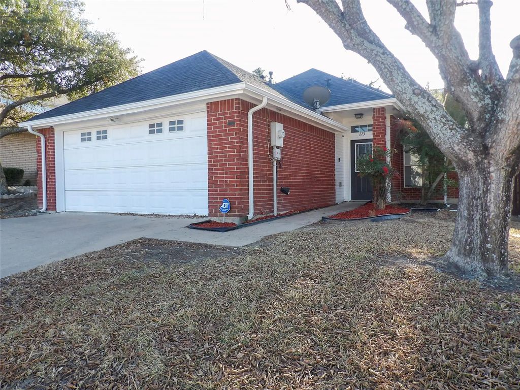 223 Juniper Ridge Court, DeSoto