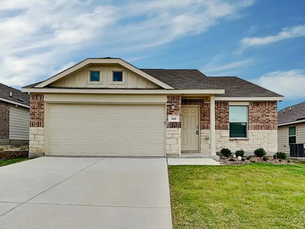 320 Pueblo Bonito Trail, Fort Worth