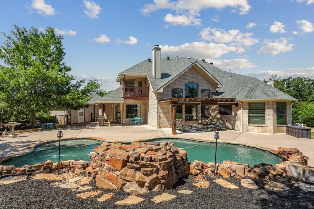 2804 Guardian Court, Flower Mound