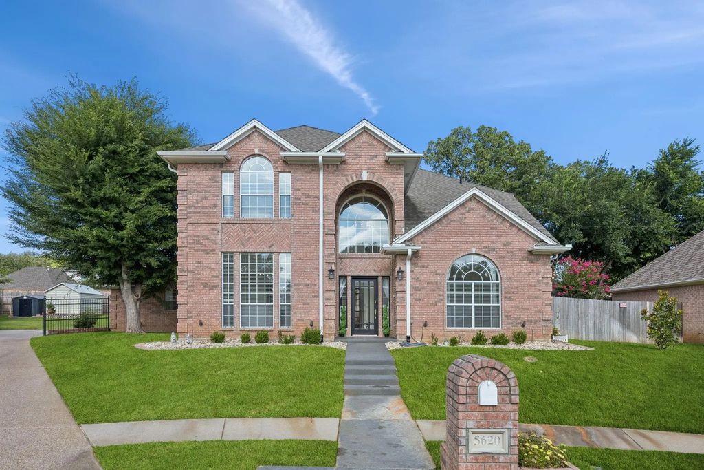 5620 S Archbridge Court, Arlington