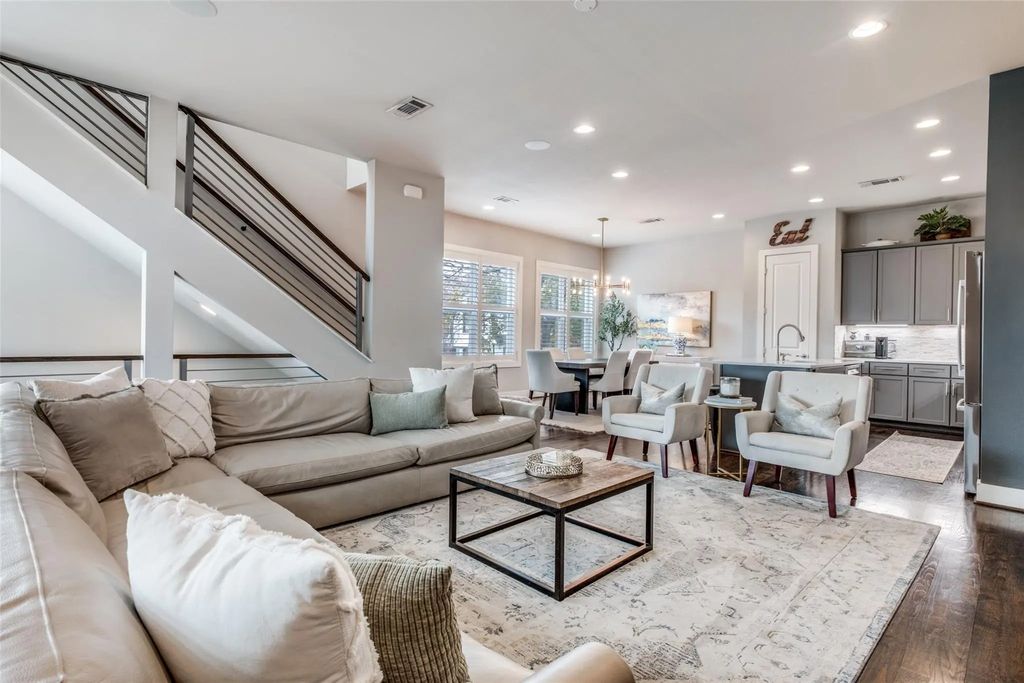 6015 Chimera Court, Dallas