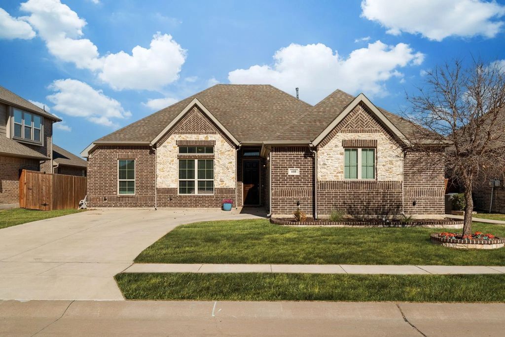 608 Ranchwood Drive, Justin