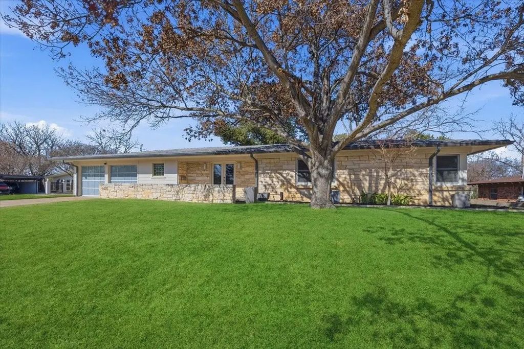6470 Kirkwood Road, Fort Worth