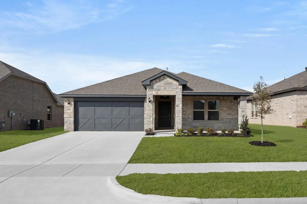 1908 Seminole Drive, Cleburne