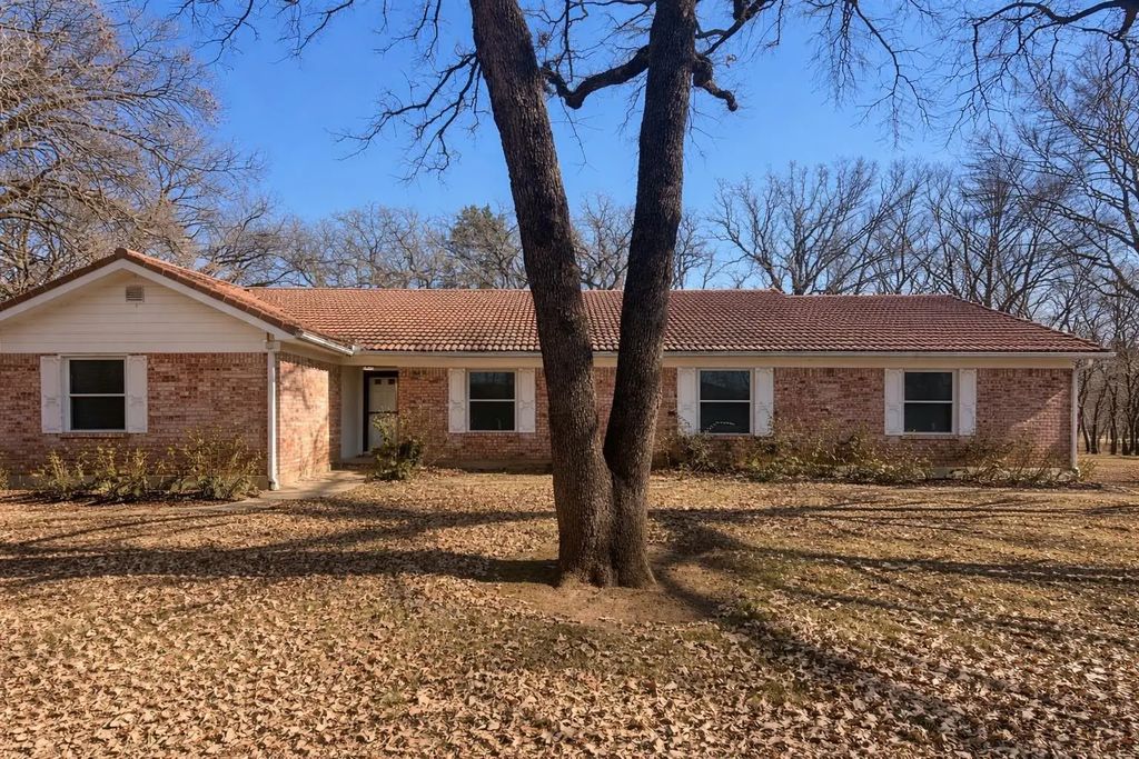 4217 W Pleasant Forest Street, Arlington