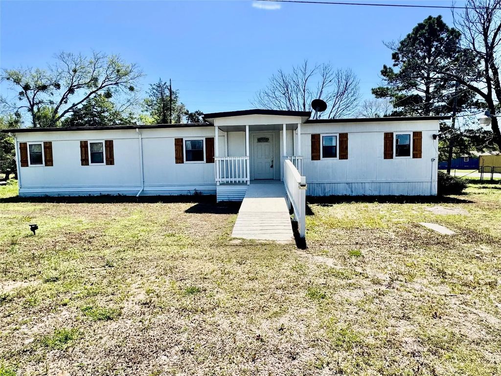 8920 E Us Highway 80, Terrell