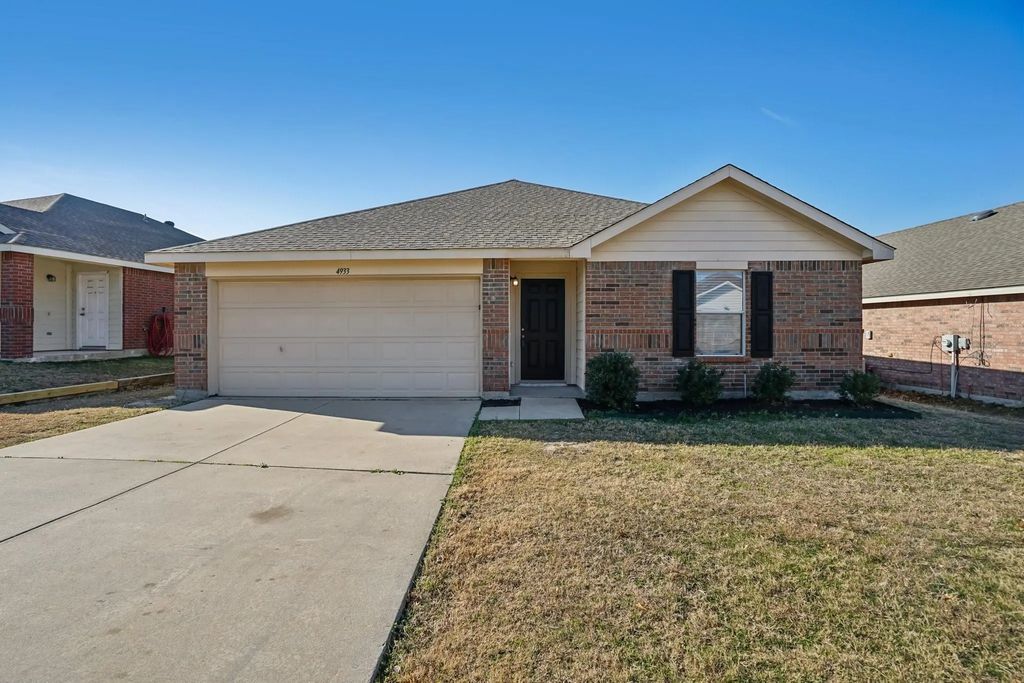 4933 Parkrise Drive, Fort Worth
