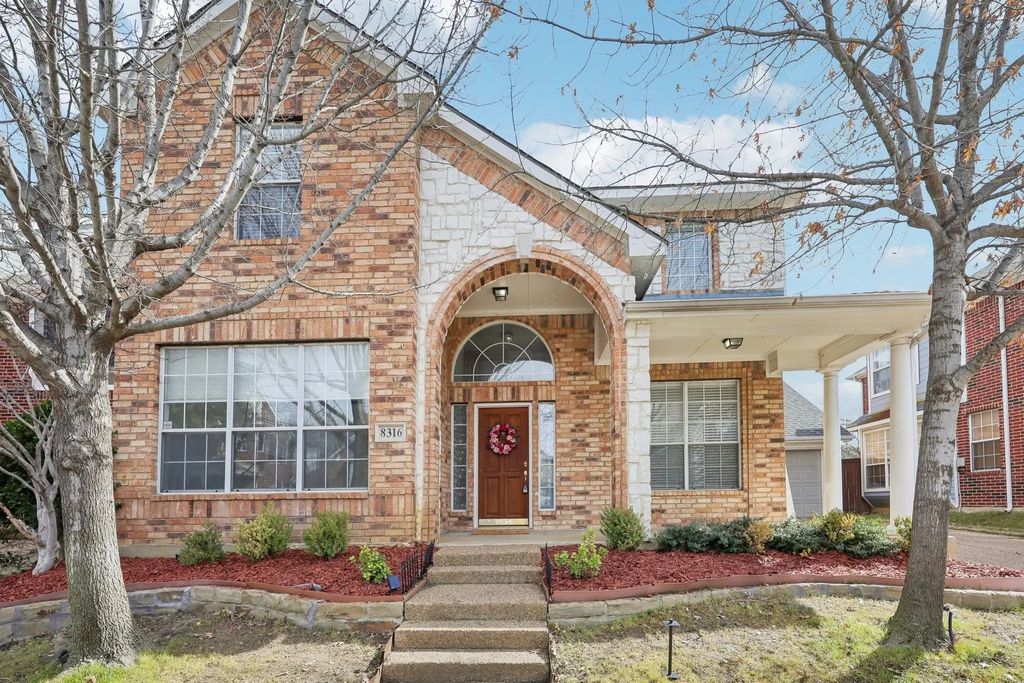 8316 Charleston Street, Irving