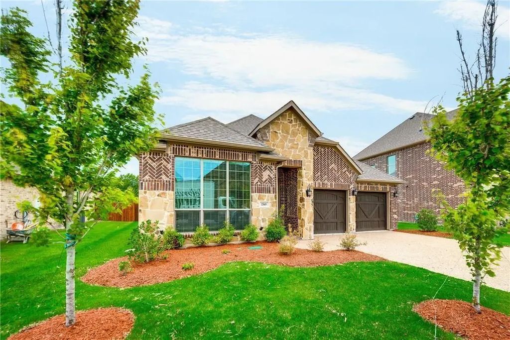 1589 Trowbridge Circle, Rockwall