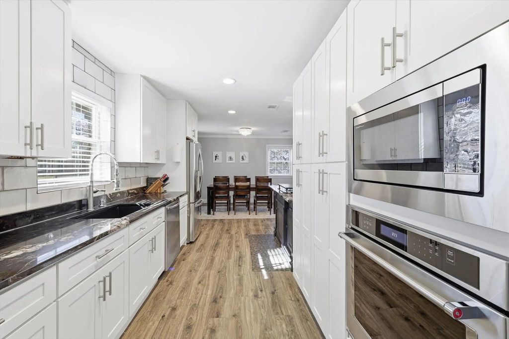 1813 Ems Road W, Fort Worth