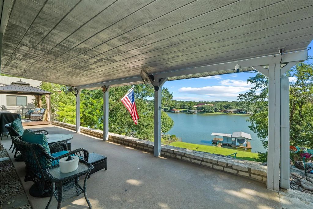 2408 Cedar Crest Drive, Granbury